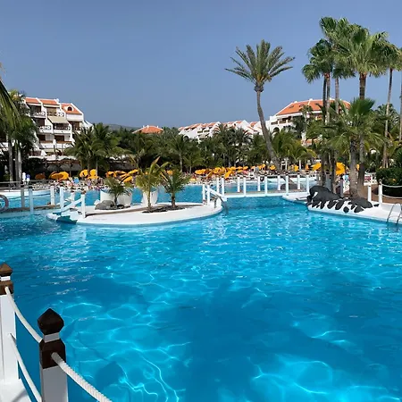 Sea View At Park Santiago Apartman *